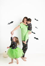Load image into Gallery viewer, Halloween Women's Short Sleeve top and bottom pjs
