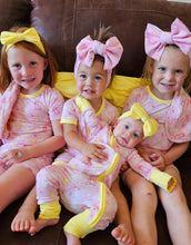 Load image into Gallery viewer, Blayklee Bear quilted Blanket