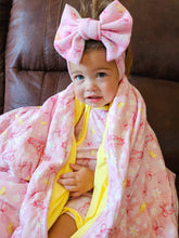 Load image into Gallery viewer, Blayklee Bear quilted Blanket