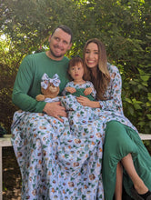 Load image into Gallery viewer, Snowy Slopes Quilted Blanket