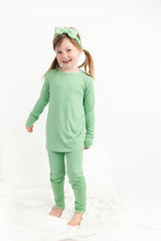 Load image into Gallery viewer, Grassy Green Long Sleeve 2 Piece Pjs