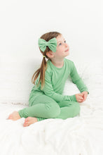 Load image into Gallery viewer, Grassy Green Long Sleeve 2 Piece Pjs