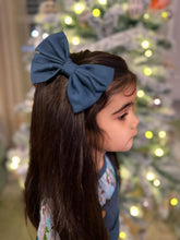 Load image into Gallery viewer, Stormy Sky Bamboo Alligator Clip Bows