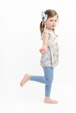 Load image into Gallery viewer, Pooh Pals Big Bow