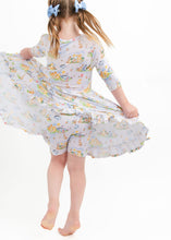 Load image into Gallery viewer, Pooh Pals Girls Dress with bottoms