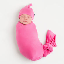 Load image into Gallery viewer, Pretty Pink Swaddle with Hat