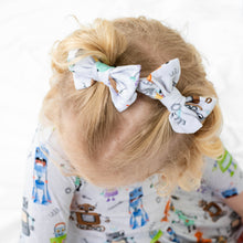 Load image into Gallery viewer, Zoomie Zots Bamboo Alligator Clip Bows