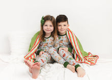 Load image into Gallery viewer, Christmas Stripes Quilted Blanket