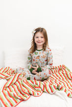 Load image into Gallery viewer, Christmas Stripes Quilted Blanket