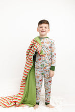 Load image into Gallery viewer, Christmas Stripes Quilted Blanket