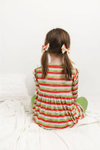 Load image into Gallery viewer, Christmas Stripes Bamboo Alligator Clip Bows