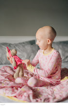 Load image into Gallery viewer, Blayklee Bear quilted Blanket