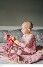 Load image into Gallery viewer, Blayklee Bear quilted Blanket