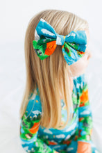 Load image into Gallery viewer, Camping Critters Bamboo Alligator Clip Bows