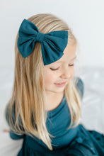 Load image into Gallery viewer, Stormy Sky Bamboo Alligator Clip Bows