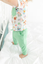 Load image into Gallery viewer, Garden Gnomes 3-Piece Jogger Daywear