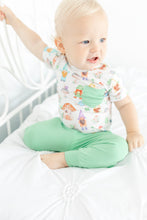 Load image into Gallery viewer, Garden Gnomes 3-Piece Jogger Daywear