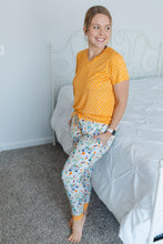 Load image into Gallery viewer, Ice Cream Waffle Cone Women's Short Sleeve top