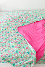 Load image into Gallery viewer, Tea Three Twin Fitted Sheet Plus Pillowcase