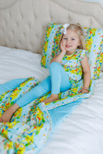 Load image into Gallery viewer, Dino quilted Blanket