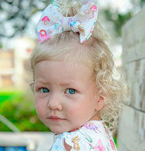 Load image into Gallery viewer, Fluttering Fairies Alligator Clip Bullet Bows