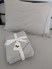 Load image into Gallery viewer, Silver Scene Twin Fitted Sheet Plus Pillowcase
