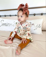 Load image into Gallery viewer, Brown Cream Cocoa Cups Big Bow Headband