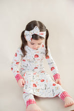 Load image into Gallery viewer, Friendly Farm Lovey