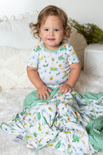 Load image into Gallery viewer, Busy Bugs 2-Piece Short Sleeve Pjs