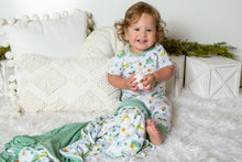 Load image into Gallery viewer, Busy Bugs 2-Piece Short Sleeve Pjs
