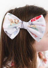 Load image into Gallery viewer, Friendly Farm Bamboo Alligator Clip Bows
