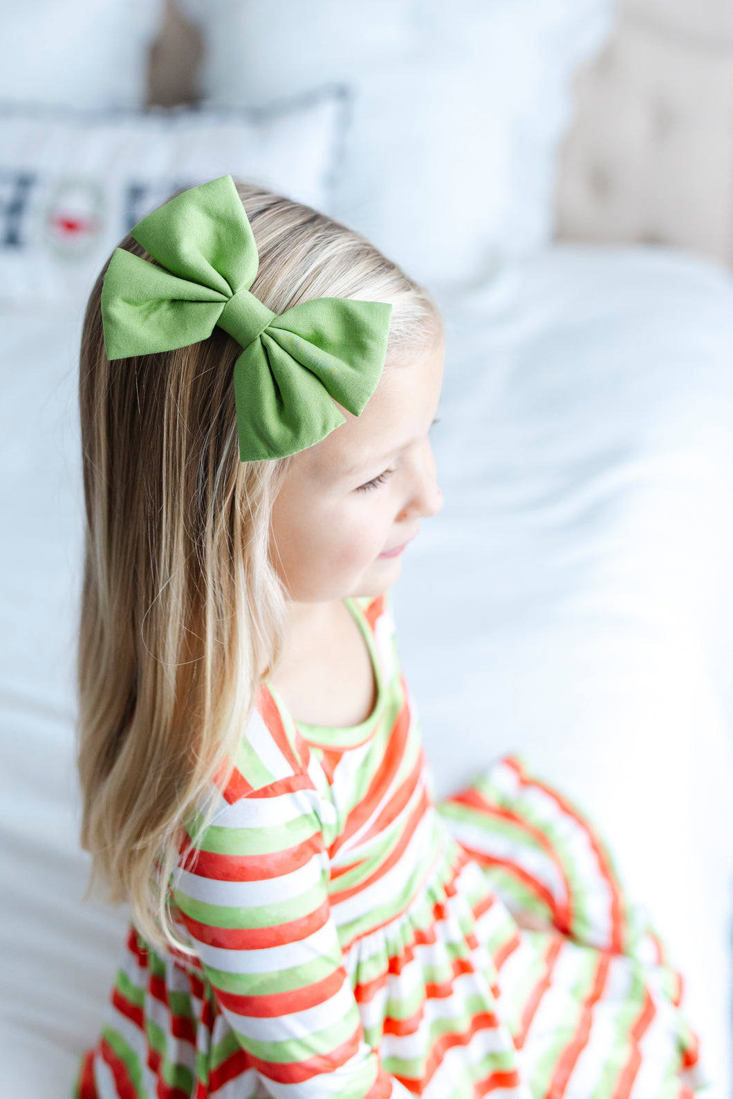 Christmas Green Stripes Bamboo Alligator Clip Bows