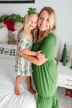 Load image into Gallery viewer, Green Grey Cocoa Women&#39;s Maxi Dress
