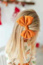 Load image into Gallery viewer, Brown Cream Cocoa Cups Bamboo Alligator Clip Bows
