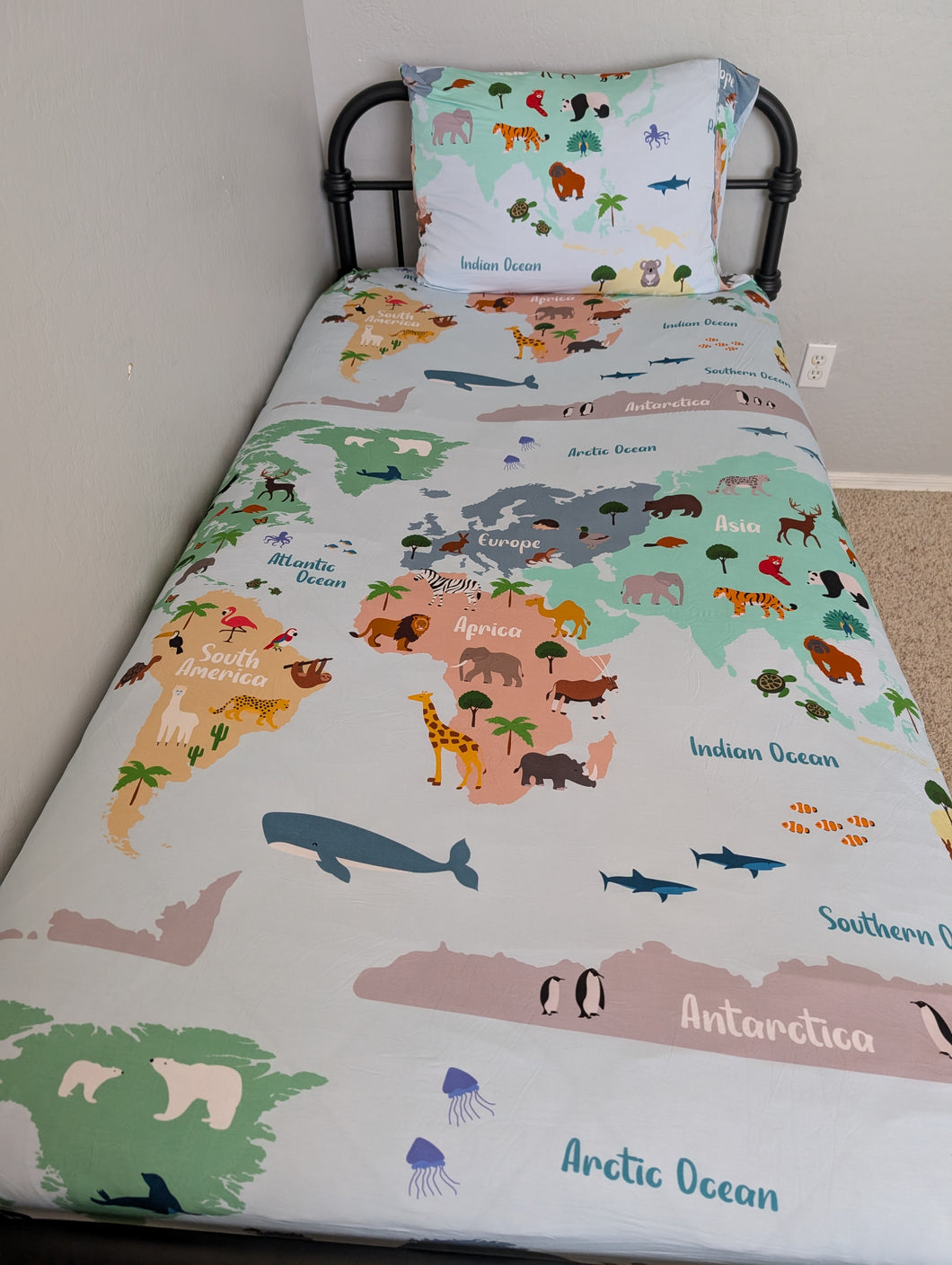 World Map Twin Fitted Sheet Plus Pillowcase
