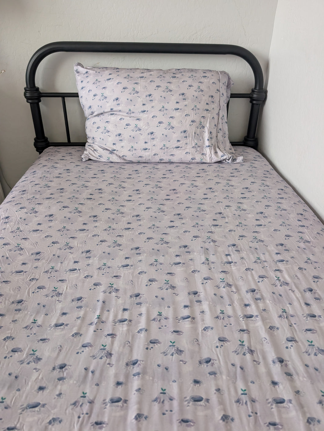 Mission Moon Twin Fitted Sheet Plus Pillowcase