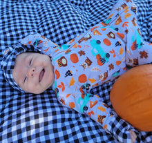Load image into Gallery viewer, Fall Fun Blanket
